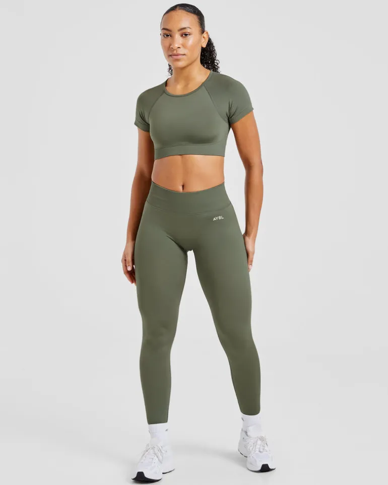 Adapt Seamless Crop Top