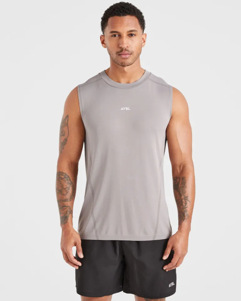 Attain Seamless Vest