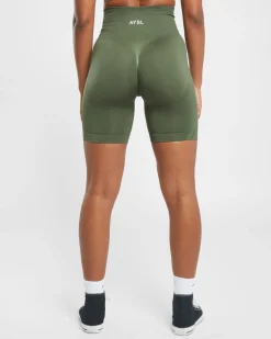 Empower Seamless Cycling Shorts