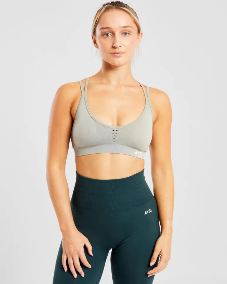 Essential Seamless Strappy Sports Bra