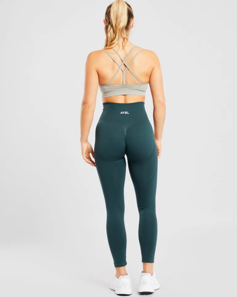 Essential Seamless Strappy Sports Bra
