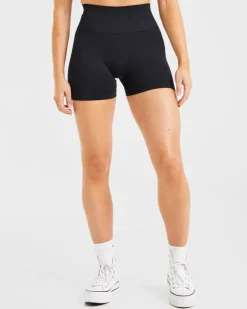 Power Seamless Shorts